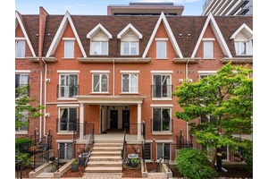 Gorgeous Modern 1 1 Bedroom Townhome Near High Park.