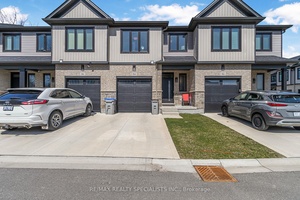 Don't miss out on the opportunity to own this well designed townhouse in the desirable Mount Brydges area.