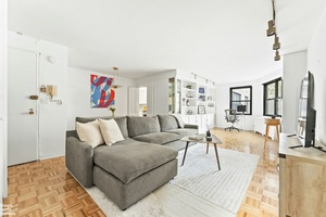 Adjusted Priced for Immediate Sale Motivated Seller has Relocated !