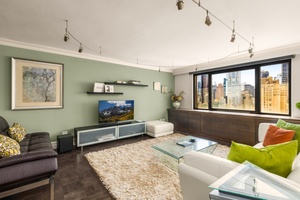 Perched on the 30th floor of one of the Upper West Side's most sought after cooperatives, Residence 30G is a refined, sun filled sanctuary with iconic, uninterrupted views over Central ...