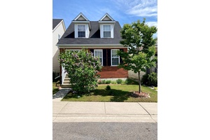 Nice family home located in one of Port Hope MOST desirable neighbourhoods !