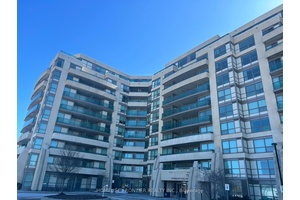 Bright and spacious 1bdr 586 sq ft with Parking and Locker in a welcoming condo community in Richmond Hill.