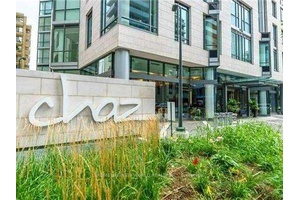 Prime Location In Downtown !