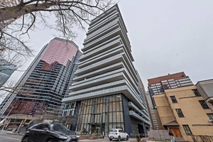 Welcome to the sought after 1 Thousand Bay Condos, where luxury and convenience meet !