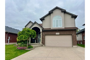 This home is located in a sought after neighbourhood in Niagara Falls.