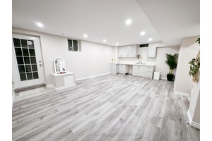 Welcome to this beautifully built BRIGHT 1 Bedroom Basement Suite !