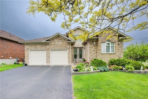 NEW HAMBURG DETACHED BUNGALOW FOR SALE FT.