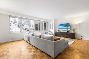 This over sized one bedroom, 1.