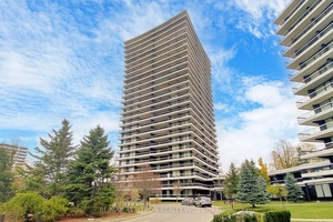 Absolutely Stunning Corner Unit With Breathtaking Views !