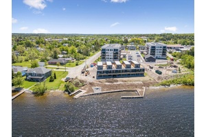THIS IS SUITE 404 A fantastic 2 bedroom, 2 bathroom floor plan.