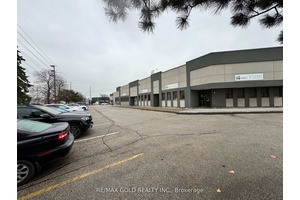 Excellent Location In Mississauga !