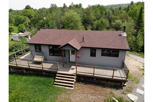 In town and affordable. Exceptional value in this recently renovated 2 bedroom home in a quiet and peaceful setting, overlooking the hills surrounding the town.