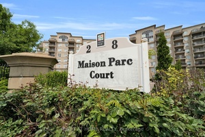 Welcome to Chateau Parc Condo and this beautiful rare suite which features an amazing functional layout.