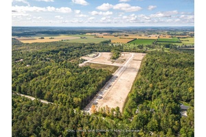 Spectacular Estate lots in the heart of Anten Mills !