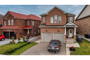 Welcome To This Charming Home Offering Spacious 4 2 Bedrooms, 5 Washroom With A Legal Basement Apartment In The Desirable Hurontario Neighbourhood With An Array Of Upgrades !