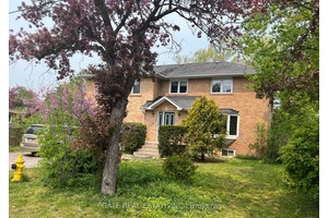 Located in the prestigious Willowdale neighbourhood, this spacious two story home sits on a large 60 x 125 ft lot and offers a prime opportunity for home buyers, investors, or ...