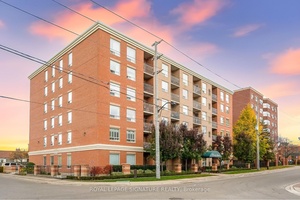 Live in the heart of historic Streetsville, one of Mississauga's most charming and vibrant communities.
