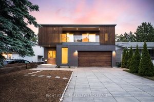 Exquisite Custom Built Luxury Home in Old University.