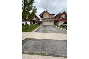 3 2 Bed And 2. 5 1 Bath Beautiful Detached Home In Brampton Highly Sought Neighborhood Of Sandringham Wellington Area Dixie amp ; Bovaird.