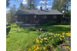 Welcome to 187 Corral Post Road on Breathtaking Wollaston Lake.
