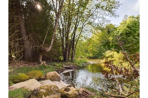 Welcome to Crawford ! This expansive 30 acre property boasts a picturesque river and breathtaking views.