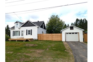 Welcome to 27 Lincoln Ave, located in the Village of South River, in the heart of the Almaguin Highlands.