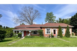 Beautifully Updated Century Home on a Double Lot in Thedford.