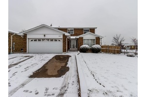 4 Bedroom 2. 5 Washroom Upper Level Detached House Available For Rent, Large Windows Offering Tons Of Natural Light, Mud Room, No Carpet In The Whole House, Concrete Patio At ...