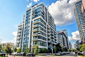 Absolutely Gorgeous 2 Bed 2 Bath Corner Unit In The Highly Sought After Bartholomew Condominiums By Daniels.