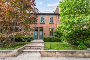 Welcome to 342 Wellesley Street East in historic Cabbagetown.