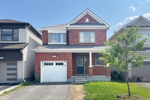 Beautiful detached home located in Half Moon Bay.