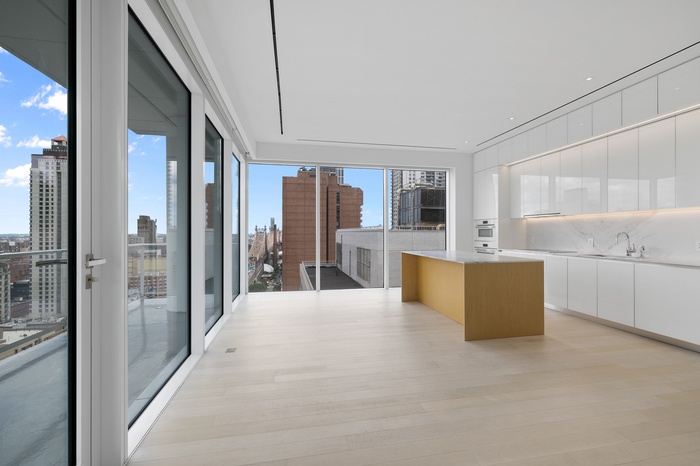 Living Room/Kitchen