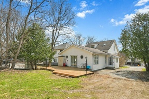 Welcome to 66 William Street a spacious and versatile home on 1.