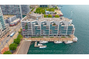 Welcome to 401 Queens Quay W, an iconic, award winning boutique condo known as Harbour Terrace.