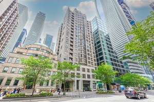 A Must See ! ! Good Investment in Yonge amp ; Bloor with Good Rental Income !