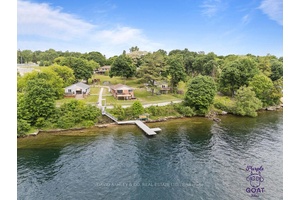 FIVE WATERFRONT INCOME HOMES, ONE PARCEL OF LAND, ONE GREAT PRICE !