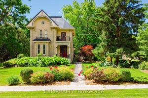 Welcome to 283 Hastings St in Parkhill, ON !