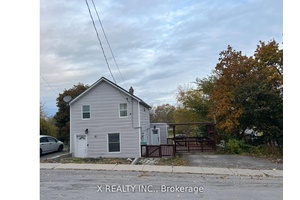 Welcome to this charming 3 bedroom, 2 bathroom home in the heart of Belleville !