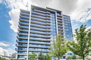 Beautiful 'Fountains' Condo In The Heart Of Thornhill City Centre, 1 Bedroom Den Den Can Be Used As 2nd Bedroom, Nursery Or Office !