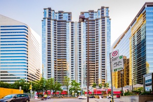 Welcome To The Luxury Ultima Towers And This Sun Filled South West Unit, Featuring Floor To Ceiling Windows, 2 Bedrooms, 2 Bathrooms, And A Functional Open Concept 800 Sqft.