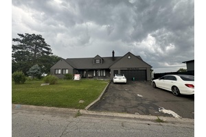 Fronting On Picturesque Street In Chippawa, 3, 500 Sqft 2 Sty 5 Bdrm, 4 Bath Enjoys Municipal Services amp ; Beauty Of Niagara River !