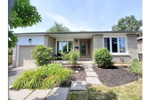 3 Bedrooms, In South Ajax.