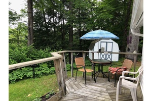 This quaint and charming cottage has a fabulous view of the waterfalls and dam in the centre of the Village of Port Sydney.