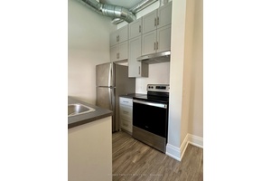 This second floor, loft style 1 bedroom, 1 bathroom unit with is located in the heart of downtown Brantford.