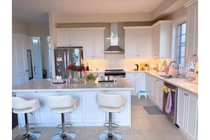 Just NEW HOUSE ! Stunning Detached 2 Storey Home In A Beautiful Woodstock Location.