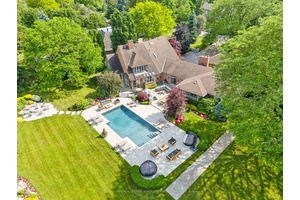 19 Lorraine Gardens is a rare estate offering the perfect blend of luxury, privacy, and resort style living.