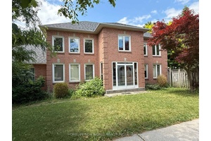 Rarely offered 4 2 Detached home On A Premium corner Lot with a very bright, spacious layout and a sun filled, south east facing In This Prestigious Buttonville Community !