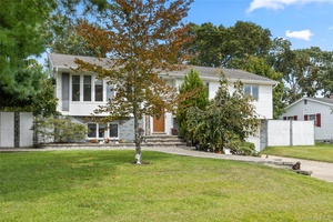 Welcome to your dream home in Country Village !