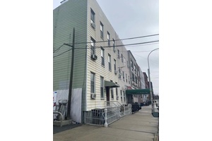 Walk Up Apartment Six Families Building Located In The Heart Of Long Island City.
