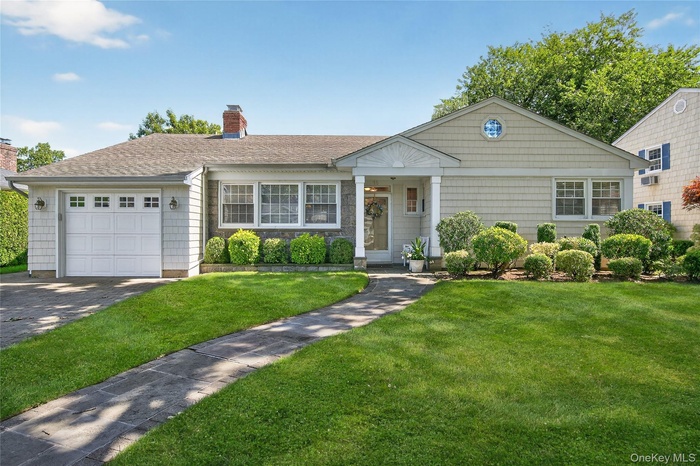Front view of home